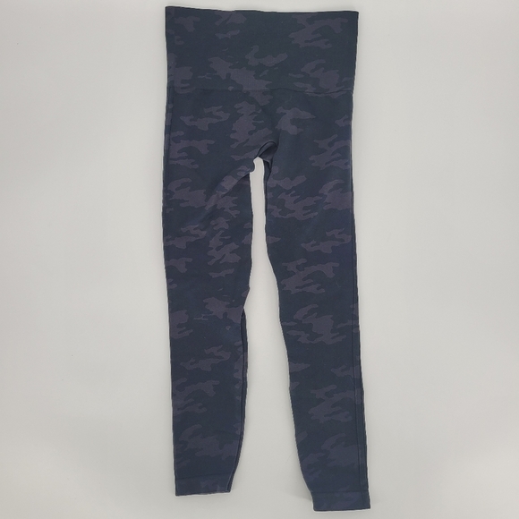 SPANX seamless camo leggings Medium - Picture 4 of 6